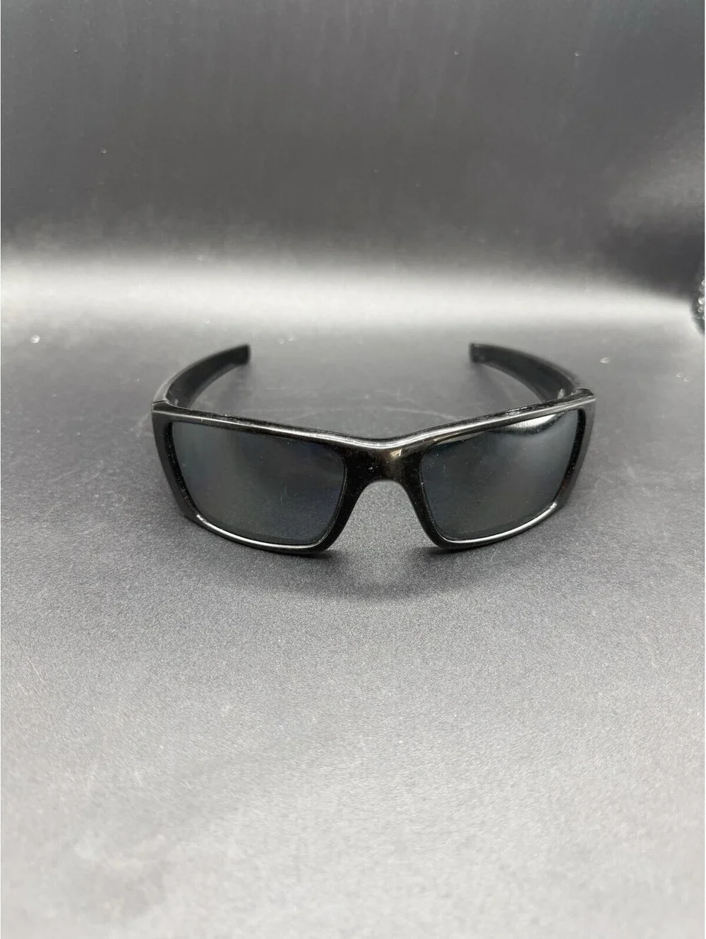 Oakley Fuel Cell Polished/Matte Black/Black Iridium Polarized Lenses
